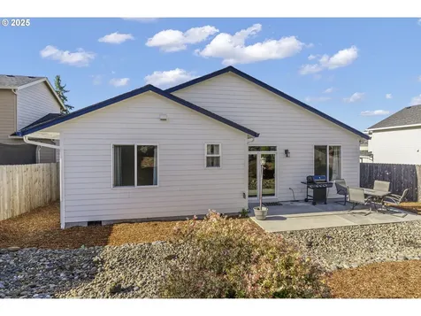 612 Stone View Way Kalama WA 98625