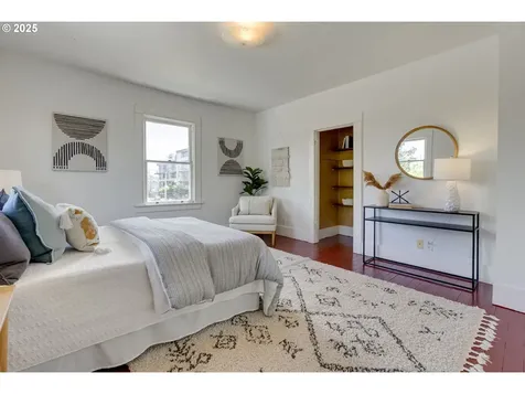 229 N Shaver Street Portland OR 97227