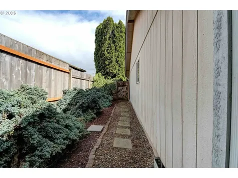 418 NE 160th Avenue Vancouver WA 98684