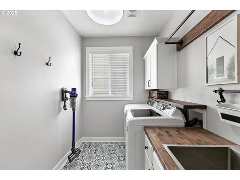 6237 SW Grand Oaks Drive Corvallis OR 97333