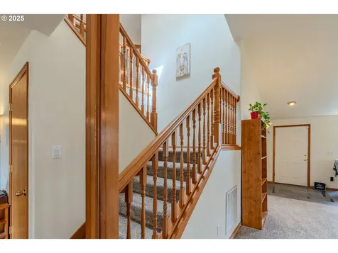 428 SE 11th Circle Troutdale OR 97060