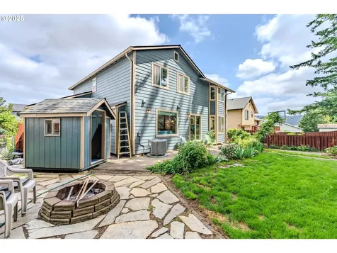 428 SE 11th Circle Troutdale OR 97060