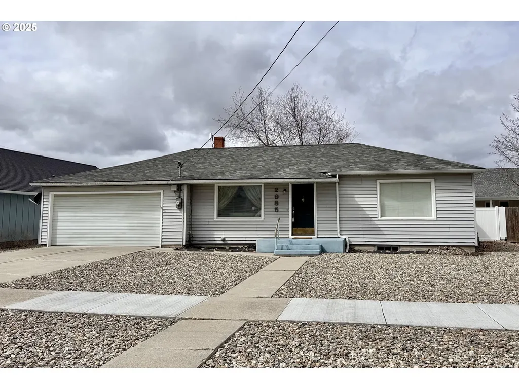 2985 College Street Baker City OR 97814