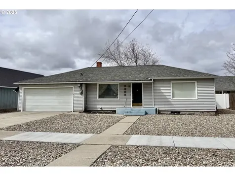 2985 College Street Baker City OR 97814