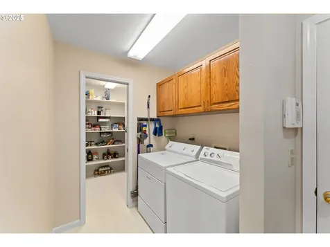 2839 NW Kline Street Roseburg OR 97471