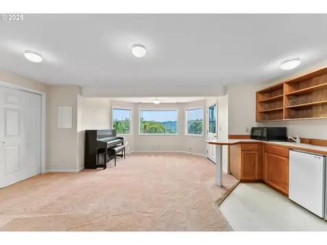 2839 NW Kline Street Roseburg OR 97471