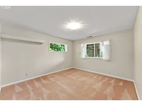 2839 NW Kline Street Roseburg OR 97471