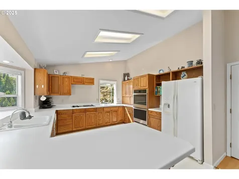 2839 NW Kline Street Roseburg OR 97471