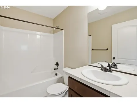 2630 NE 131st Avenue Vancouver WA 98684