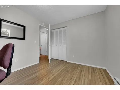 1435 W Harrison Avenue Cottage Grove OR 97424