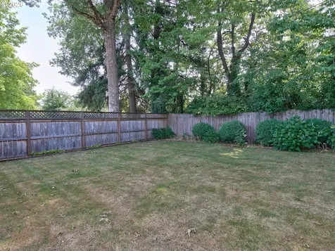 1035 NE Ford Street Mcminnville OR 97128