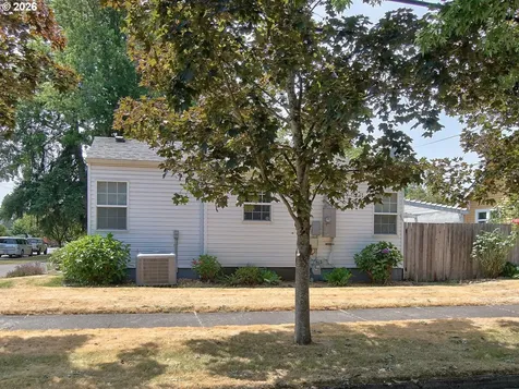 1035 NE Ford Street Mcminnville OR 97128