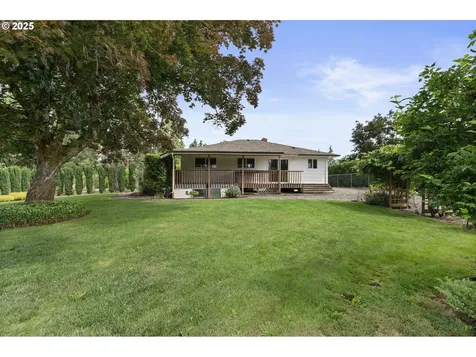15182 Henrici Road Oregon City OR 97045
