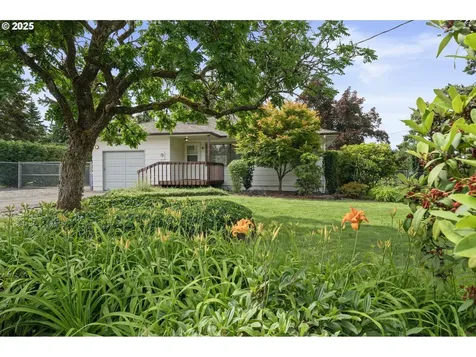 15182 Henrici Road Oregon City OR 97045
