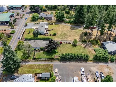 15182 Henrici Road Oregon City OR 97045