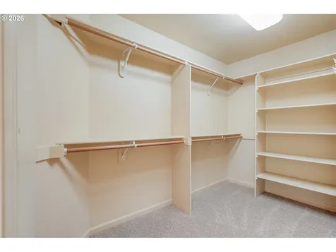 10956 SW Bretton Court Tigard OR 97224