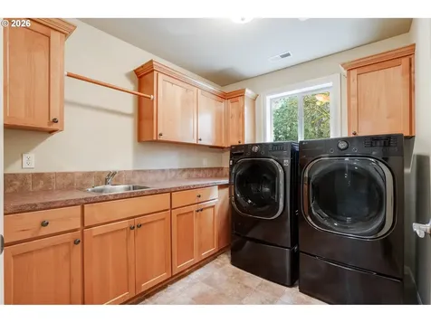 10956 SW Bretton Court Tigard OR 97224