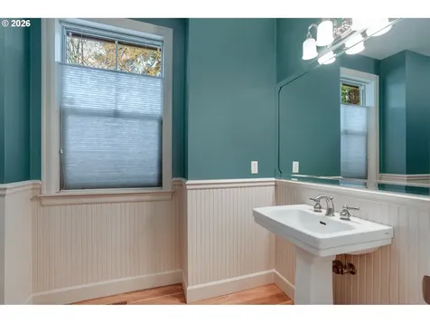 10956 SW Bretton Court Tigard OR 97224