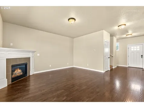 843 Julie Lane Molalla OR 97038