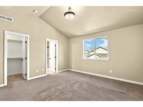 843 Julie Lane Molalla OR 97038