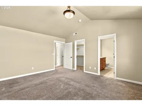 843 Julie Lane Molalla OR 97038