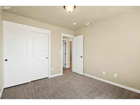 843 Julie Lane Molalla OR 97038