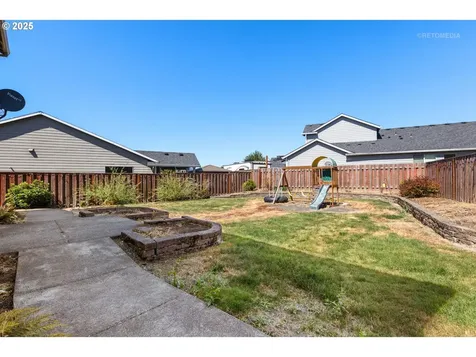 843 Julie Lane Molalla OR 97038