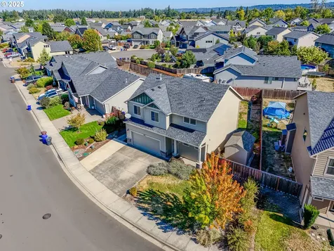 843 Julie Lane Molalla OR 97038