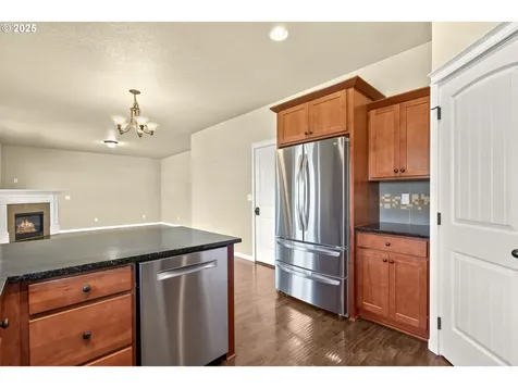 843 Julie Lane Molalla OR 97038