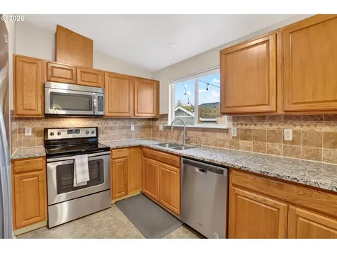 3907 NE 133rd Avenue Vancouver WA 98682