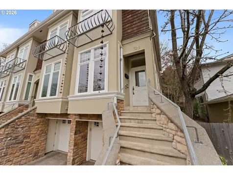 723 NE Tillamook Street Portland OR 97212