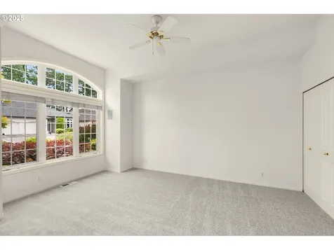 4541 NW Tamoshanter Way Portland OR 97229