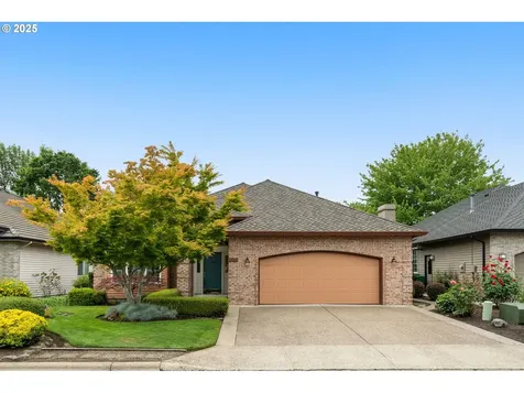 4541 NW Tamoshanter Way Portland OR 97229