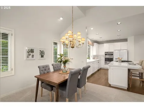 4541 NW Tamoshanter Way Portland OR 97229