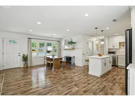 1245 NE 111th Avenue Portland OR 97220