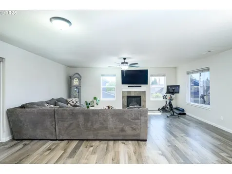 413 NW Pacific Hills Drive Willamina OR 97396