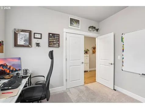 2825 NW Mt Ashland Lane Mcminnville OR 97128