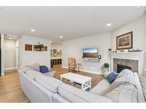 2825 NW Mt Ashland Lane Mcminnville OR 97128