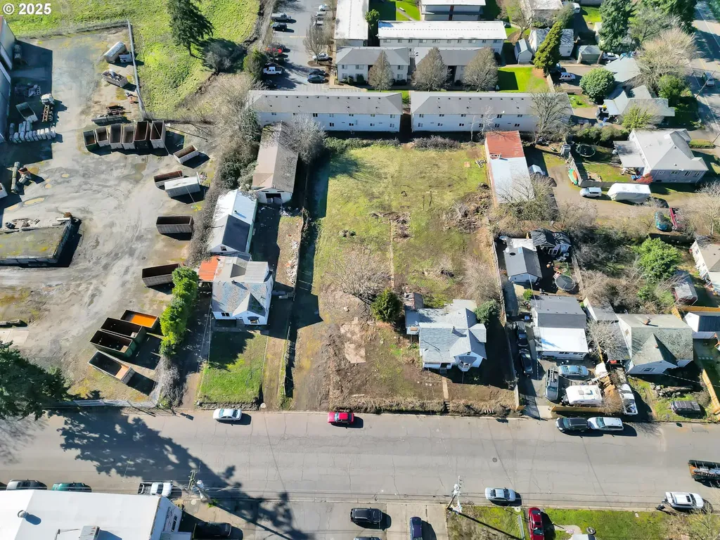 168 N Cleveland Street Eugene OR 97402