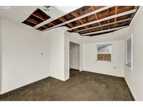 168 N Cleveland Street Eugene OR 97402