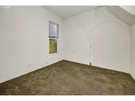 168 N Cleveland Street Eugene OR 97402