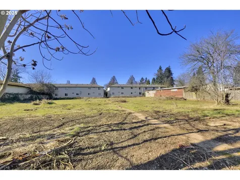 168 N Cleveland Street Eugene OR 97402