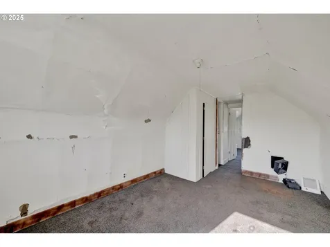 168 N Cleveland Street Eugene OR 97402
