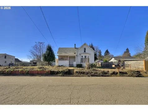 168 N Cleveland Street Eugene OR 97402