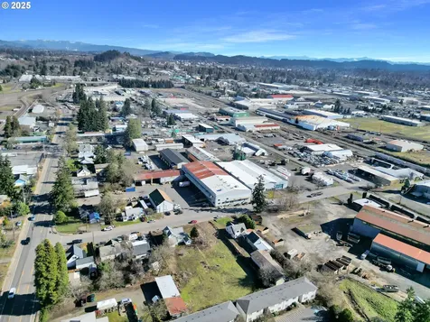 168 N Cleveland Street Eugene OR 97402