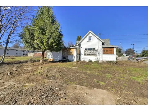 168 N Cleveland Street Eugene OR 97402