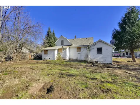 168 N Cleveland Street Eugene OR 97402