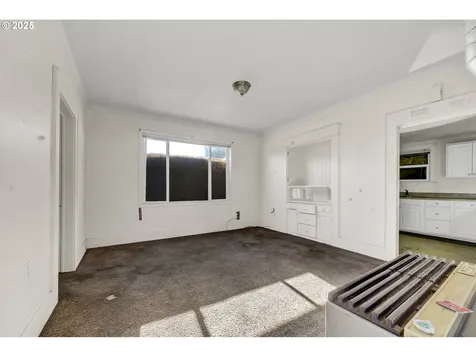 168 N Cleveland Street Eugene OR 97402