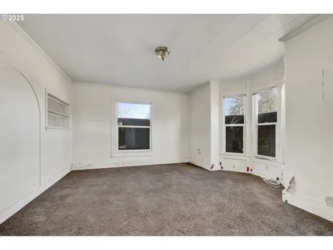168 N Cleveland Street Eugene OR 97402