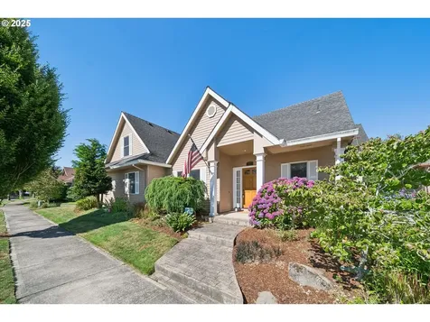 2787 Hazelnut Drive Woodburn OR 97071